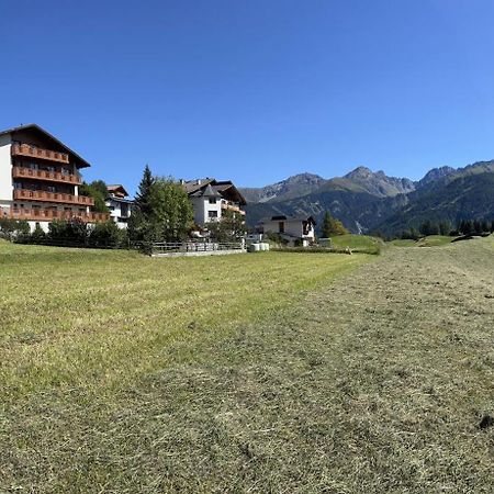 Ferienwohnungen Am Matinesweg Serfaus Eksteriør billede